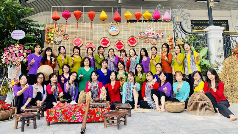 chúc mừng ngày 20/10/2023